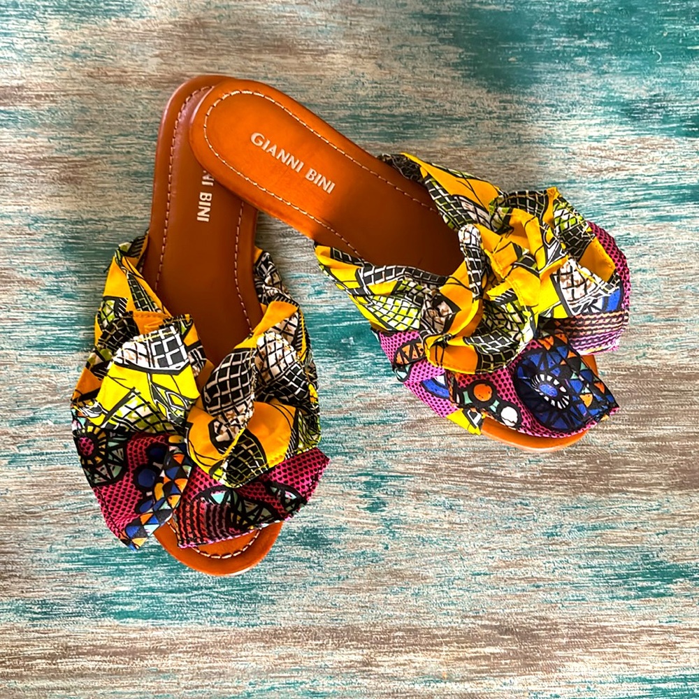 NWT Gianni Bini; 6.5 Sandal